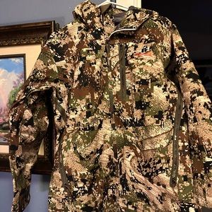 NWOT Sitka Cloudburst